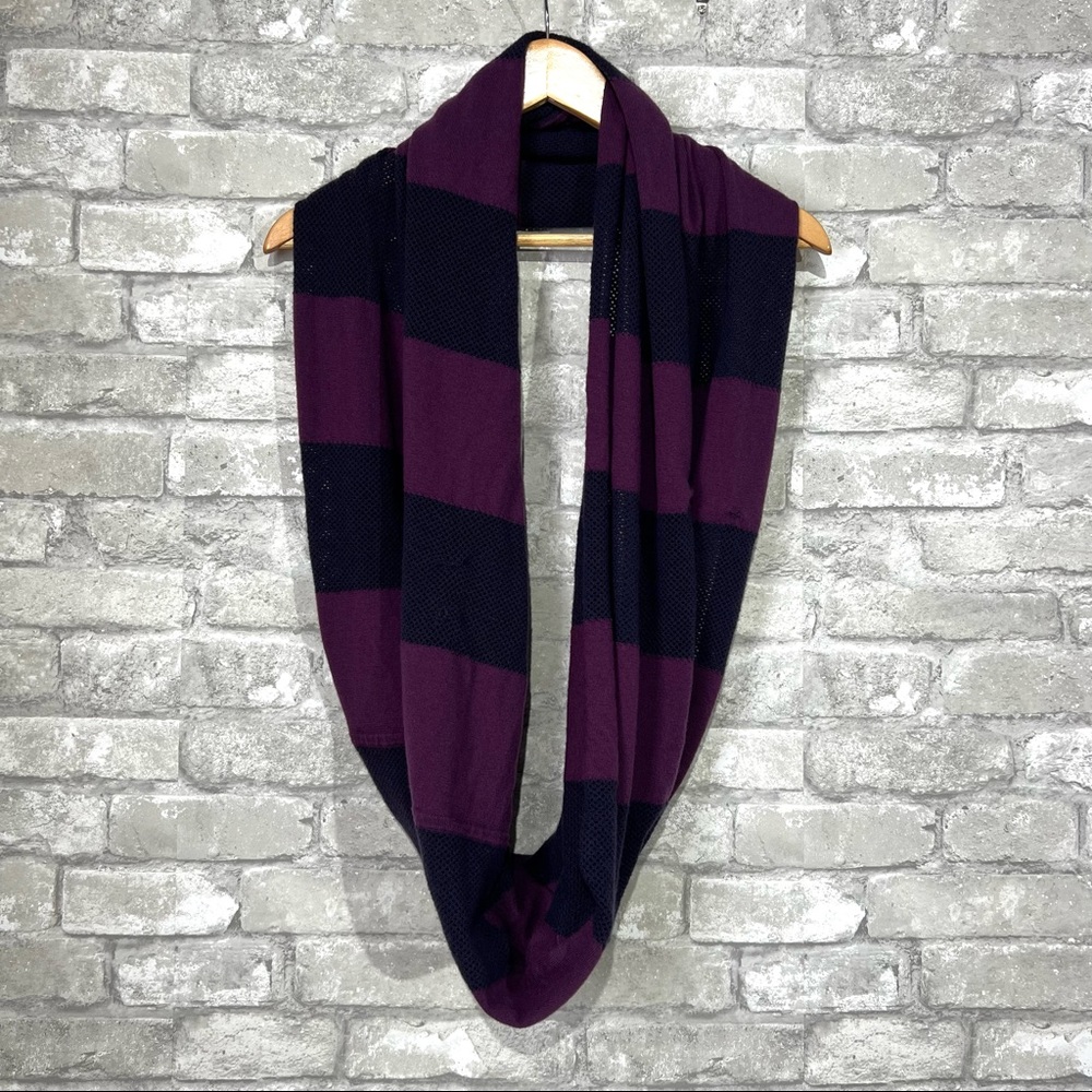 Lululemon Merino Wool Hearth Opener Infinity Scarf Purple Striped **FLAWED**